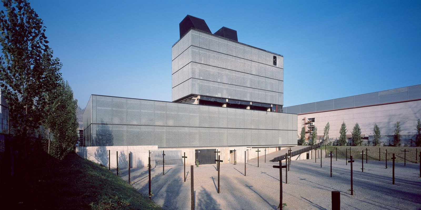 GRUPO PRECISION BUILDING