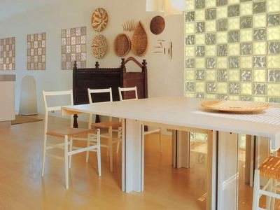 PLAY WITH FINISHINGS