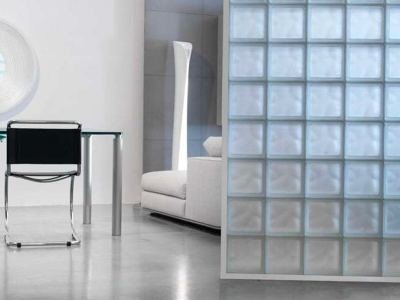 ORGANIZING SPACES WITH STYLE